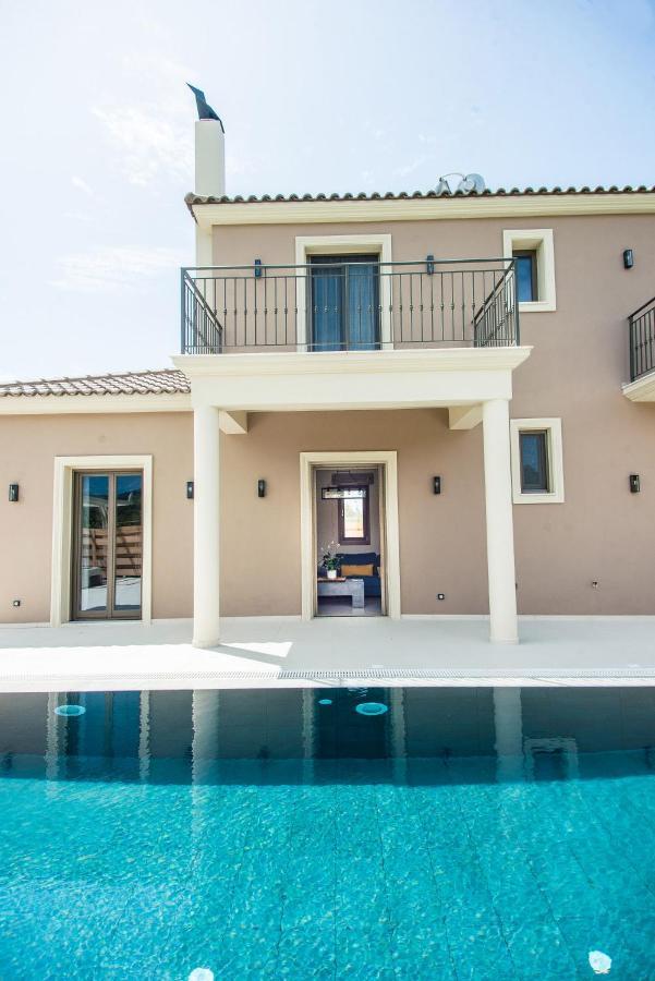 Luxury Chrisi Villa Svoronata