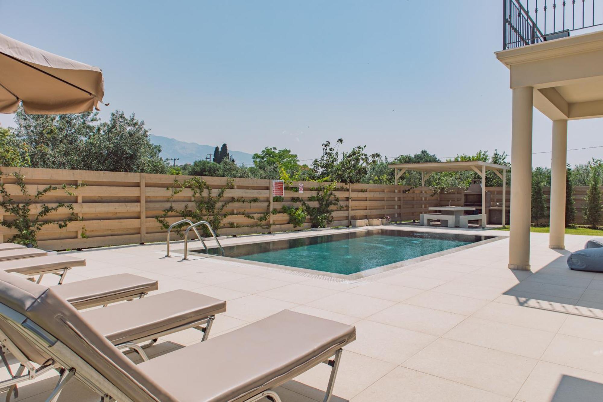 Luxury Chrisi Villa Svoronata