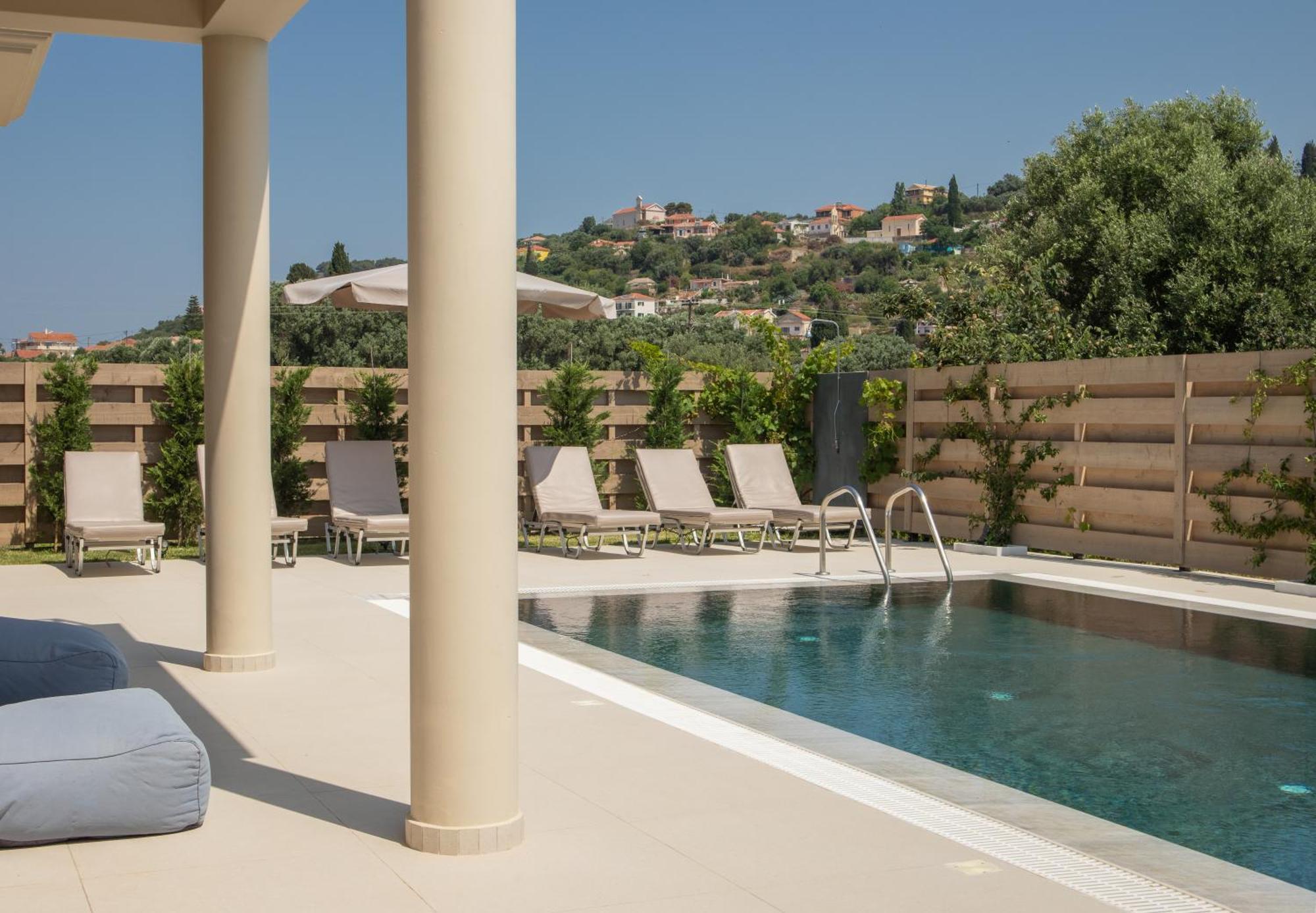 Villa Luxury Chrisi *